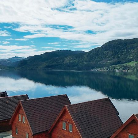 Preikestolen Panorama - Seaside Apartments เยอร์เปอลันด์ ภายนอก รูปภาพ