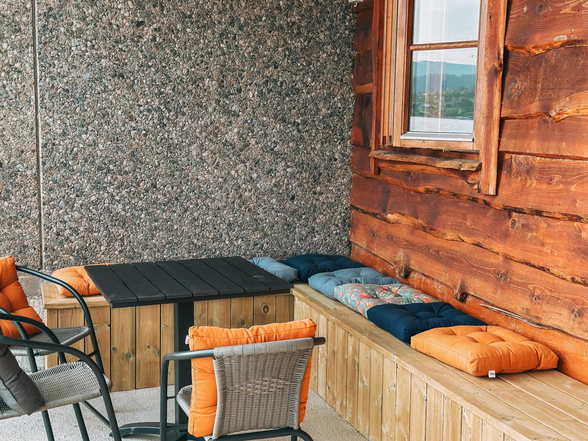 Preikestolen Panorama - Seaside Apartments เยอร์เปอลันด์ ภายนอก รูปภาพ