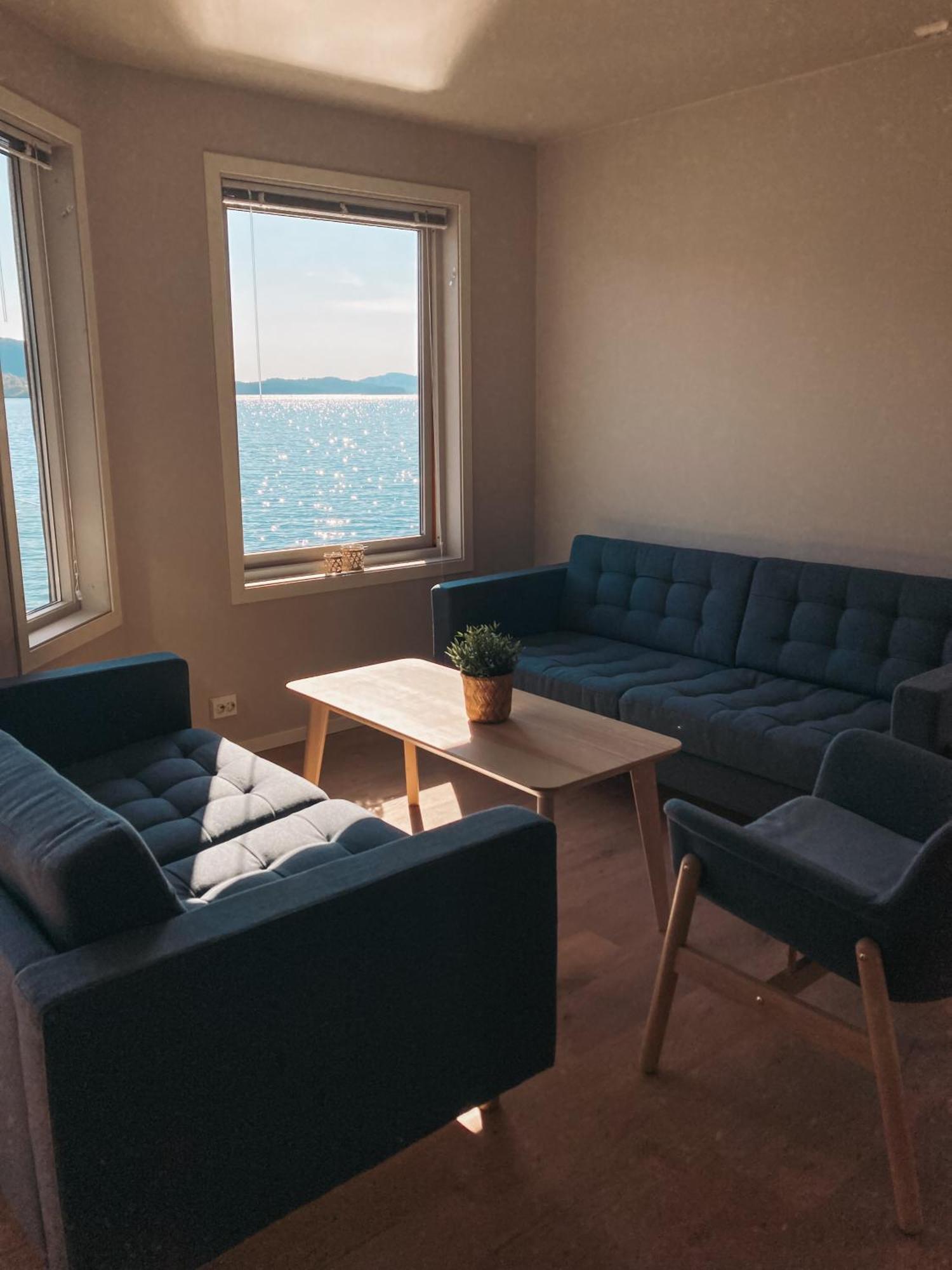 Preikestolen Panorama - Seaside Apartments เยอร์เปอลันด์ ภายนอก รูปภาพ
