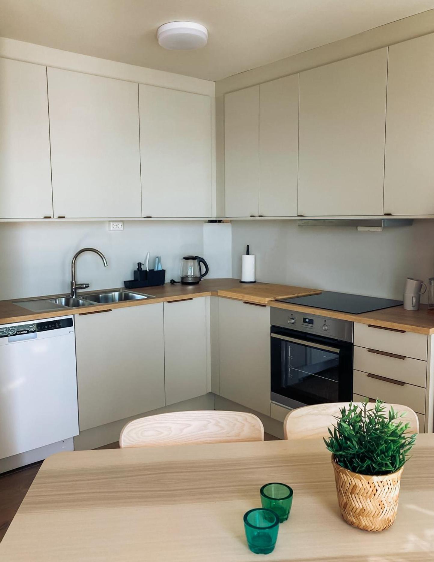 Preikestolen Panorama - Seaside Apartments เยอร์เปอลันด์ ภายนอก รูปภาพ